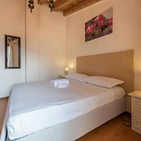 Il Borgo Con Parcheggio Malcesine